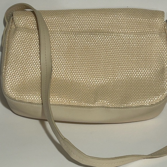 Etienne Aigner Cream Bag - Picture 5 of 7
